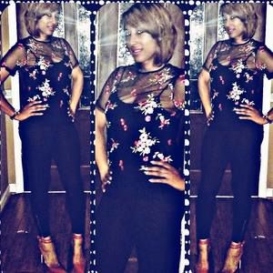 Meet your Posher, Ayesha